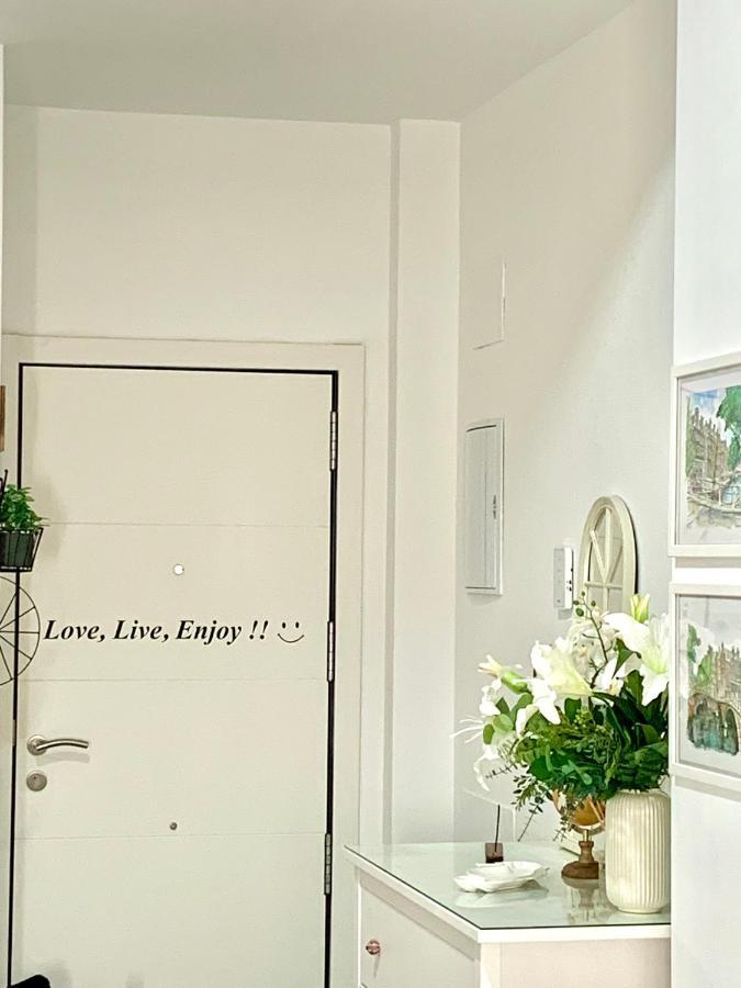 Apartamento En El Centro Con Parking Tarifa Exterior photo